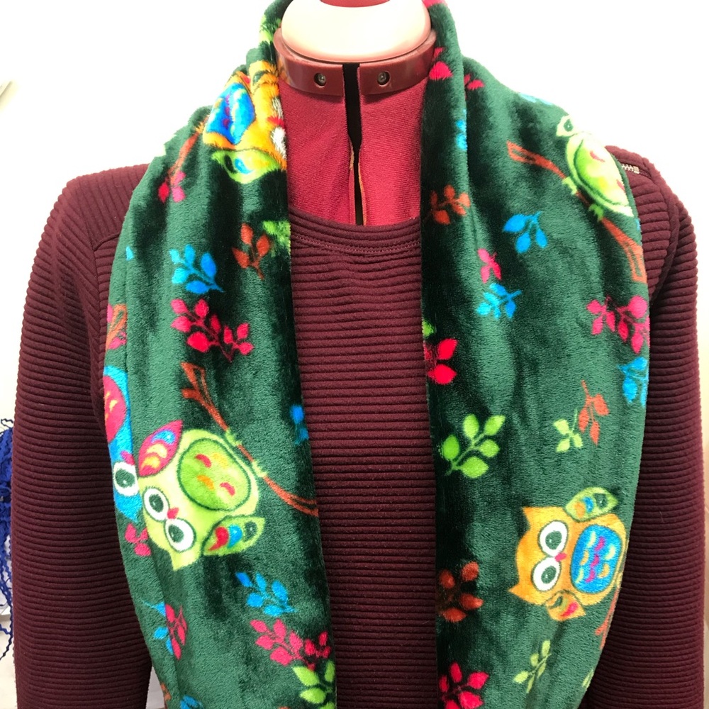 Infinity scarf - Picture 2 of 2